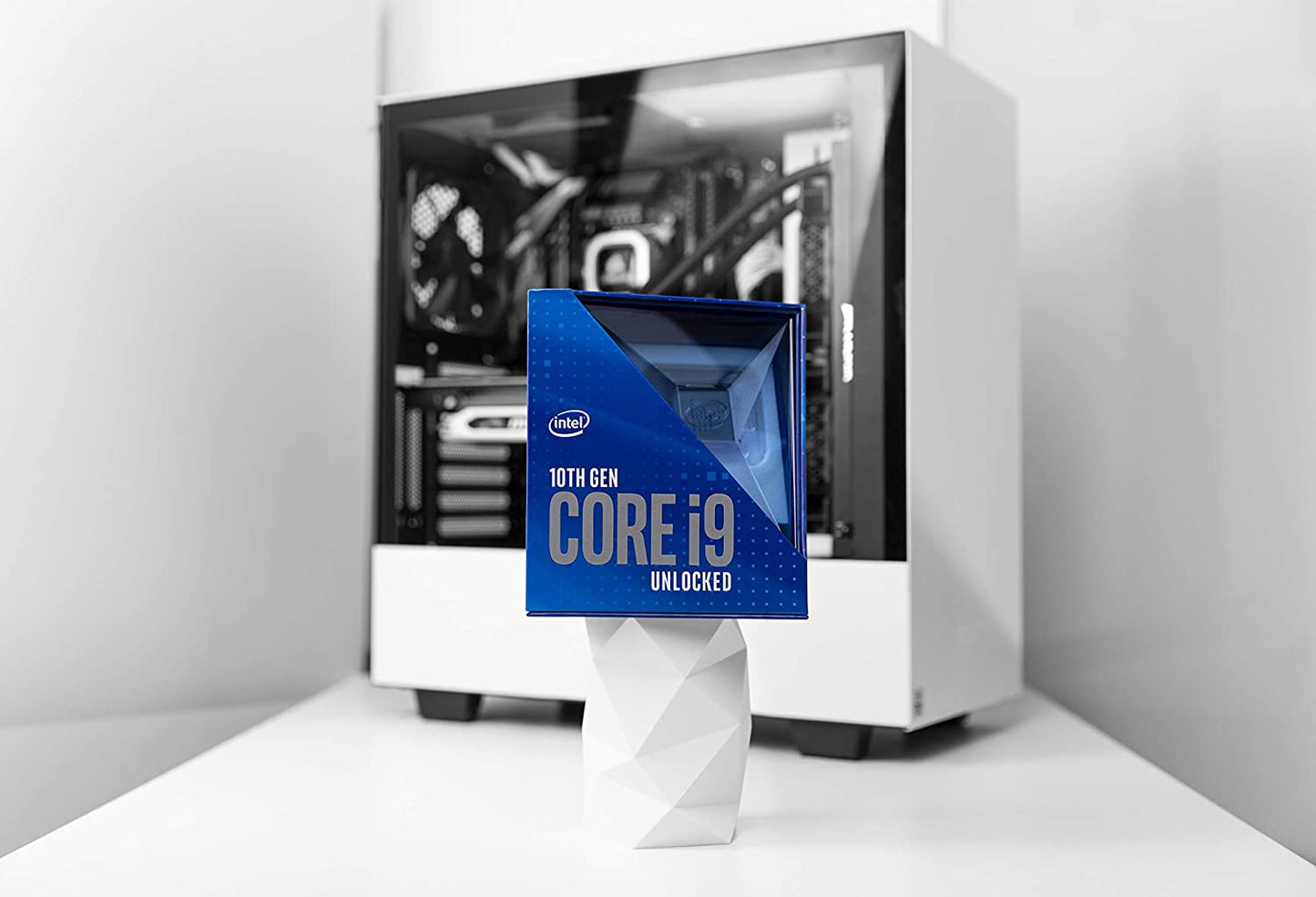 Intel Core i9-10900K Desktop Processor 10 Cores up to 5.3 GHz Unlocked  LGA1200 (Intel 400 Series Chipset) 125W